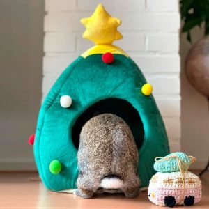 Rabbit House Christmas Tree, Cozy Holiday Hideaway