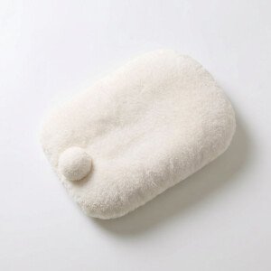 Rabbit bed with pom pom