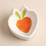 Ceramic rabbit bowl carrot