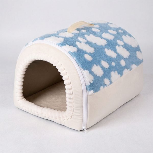 Rabbit hideout Cloud Large
