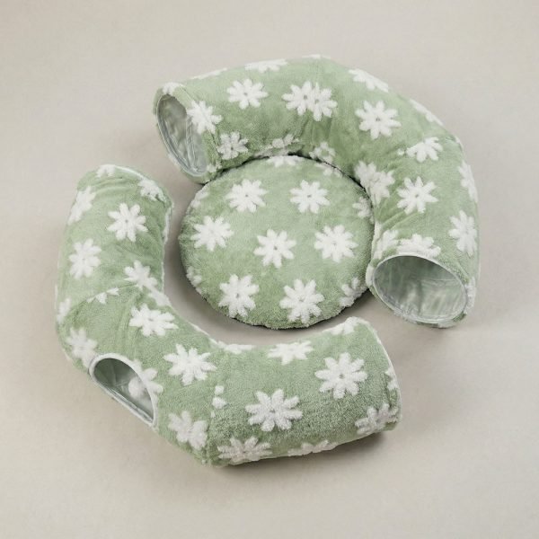 bunny tunnel green floral