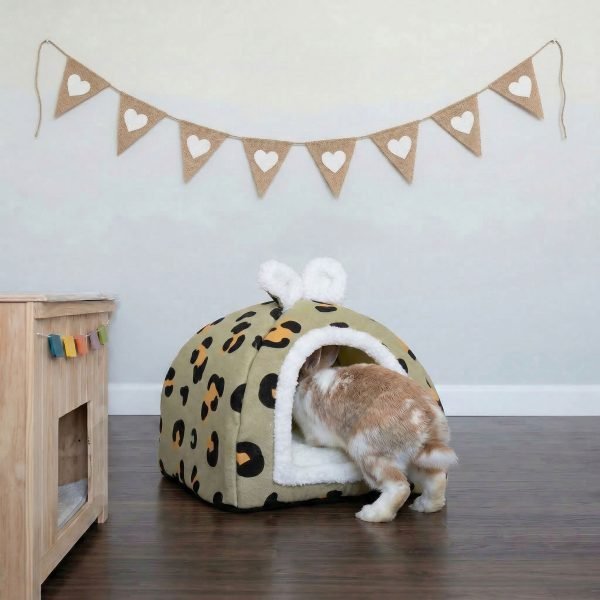 rabbit house green hideaway